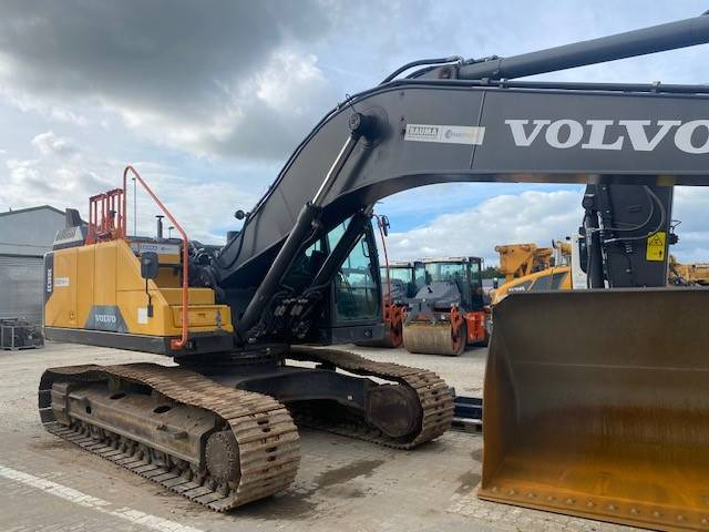 Volvo EC 300 E NL Dig Assist MIETE / RENTAL (12001057) - Pelle sur chenille: photos 1 Volvo EC 300 E NL Dig Assist MIETE / RENTAL (12001057) - Pelle sur chenille: photos 1