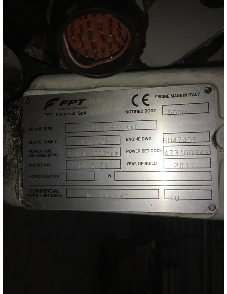 Engins de chantier FPT F4HE0686A*E FOR PARTS: photos 6