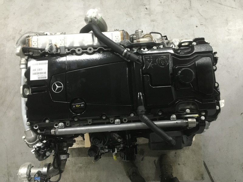 Mercedes-Benz OM935.915 NEW - Engins de chantier: photos 5 Mercedes-Benz OM935.915 NEW - Engins de chantier: photos 5