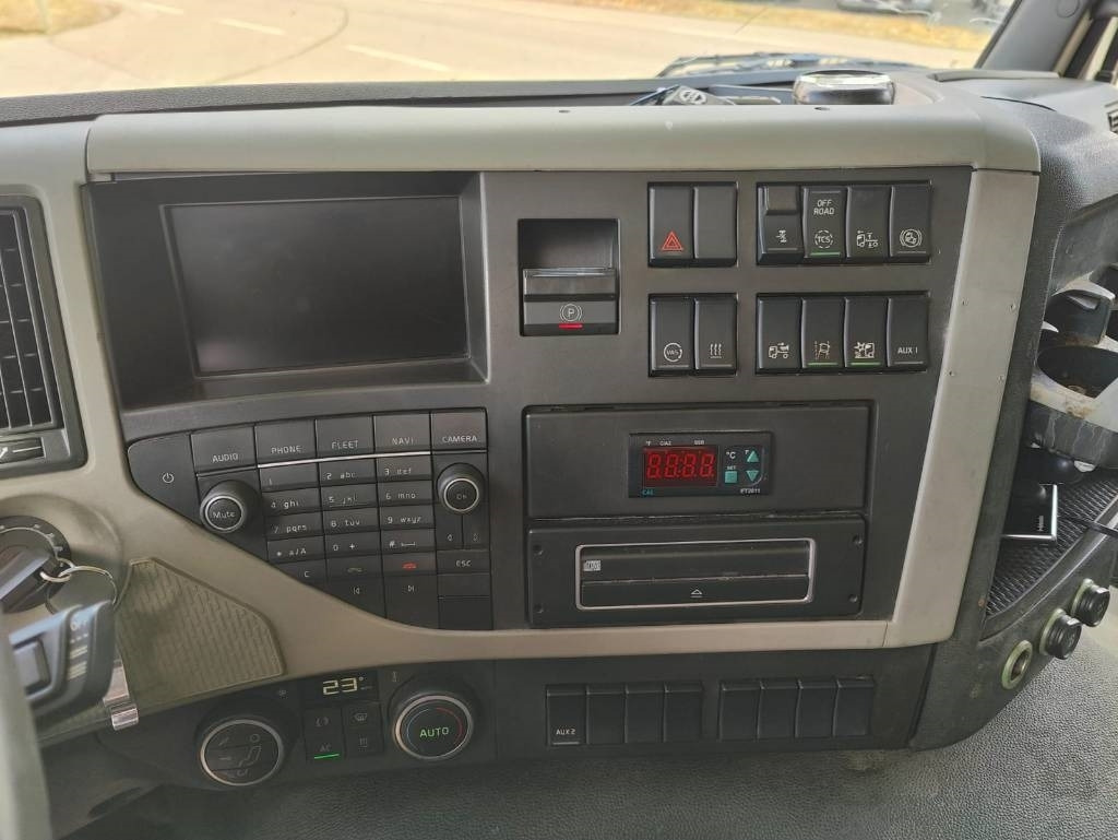 Châssis cabine Volvo FM 11: photos 17
