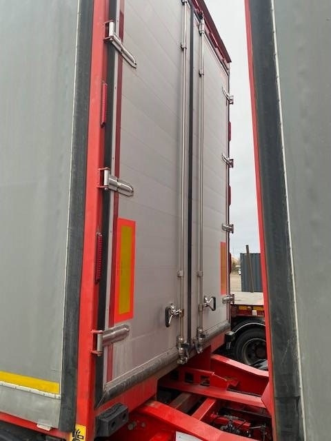 NTM linkki yhdistelmä B-Linkki - Semi-remorque rideaux coulissants: photos 4 NTM linkki yhdistelmä B-Linkki - Semi-remorque rideaux coulissants: photos 4