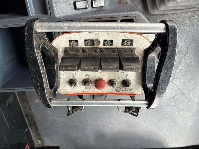 Crédit-bail de Mercedes-Benz Actros 2031 K WITH PALFINGER PK1101 CRANE (MANUAL GEARBOX / FULL STEEL SUSPENSION / REDUCTION AXLE / REMOTE CONTROL) Mercedes-Benz Actros 2031 K WITH PALFINGER PK1101 CRANE (MANUAL GEARBOX / FULL STEEL SUSPENSION / REDUCTION AXLE / REMOTE CONTROL): photos 10 Crédit-bail de Mercedes-Benz Actros 2031 K WITH PALFINGER PK1101 CRANE (MANUAL GEARBOX / FULL STEEL SUSPENSION / REDUCTION AXLE / REMOTE CONTROL) Mercedes-Benz Actros 2031 K WITH PALFINGER PK1101 CRANE (MANUAL GEARBOX / FULL STEEL SUSPENSION / REDUCTION AXLE / REMOTE CONTROL): photos 10