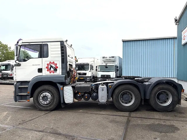 MAN TGA 33.460 BBS FULL STEEL SUSPENSION (ZF16 MANUAL GEARBOX / RETARDER / 13.000 KG. REDUCTION AXLES / HYDRAULIC KIT / AIRCONDITION - Tracteur routier: photos 5 MAN TGA 33.460 BBS FULL STEEL SUSPENSION (ZF16 MANUAL GEARBOX / RETARDER / 13.000 KG. REDUCTION AXLES / HYDRAULIC KIT / AIRCONDITION - Tracteur routier: photos 5