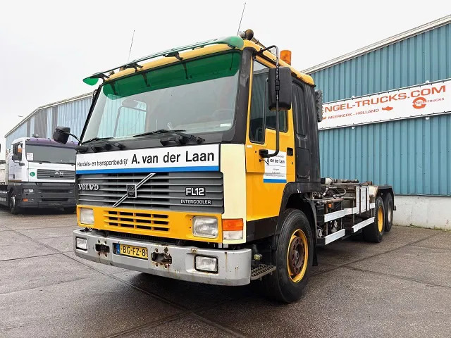 Volvo FL 12.380 6x2 A-RIDE (ORIGINAL DUTCH) HOOK-ARM CONTAINER SYSTEM (FULL STEEL SUSPENSION / REDUCTION AXLE / 10 TIRES / 8.000 KG. F - Camion ampliroll: photos 1 Volvo FL 12.380 6x2 A-RIDE (ORIGINAL DUTCH) HOOK-ARM CONTAINER SYSTEM (FULL STEEL SUSPENSION / REDUCTION AXLE / 10 TIRES / 8.000 KG. F - Camion ampliroll: photos 1