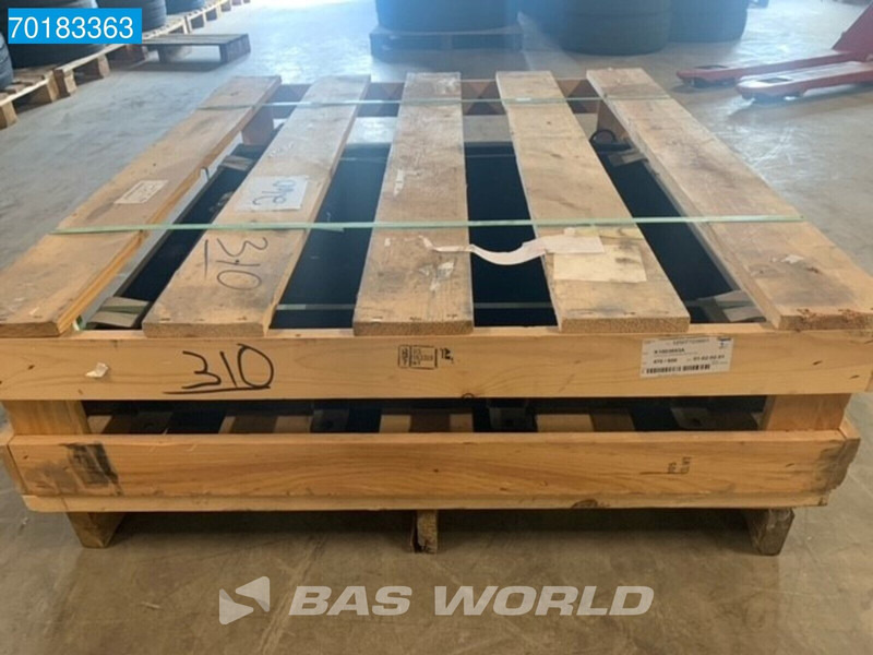 Doosan K1003693A TRANSMISSION COOLER, OIL K1003693A - Accessoire: photos 5 Doosan K1003693A TRANSMISSION COOLER, OIL K1003693A - Accessoire: photos 5