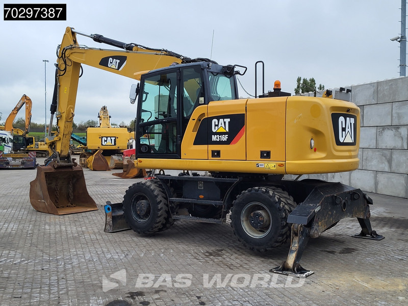 Caterpillar M316 F M316F OUTRIGGERS + BLADE - Pelle sur pneus: photos 3 Caterpillar M316 F M316F OUTRIGGERS + BLADE - Pelle sur pneus: photos 3