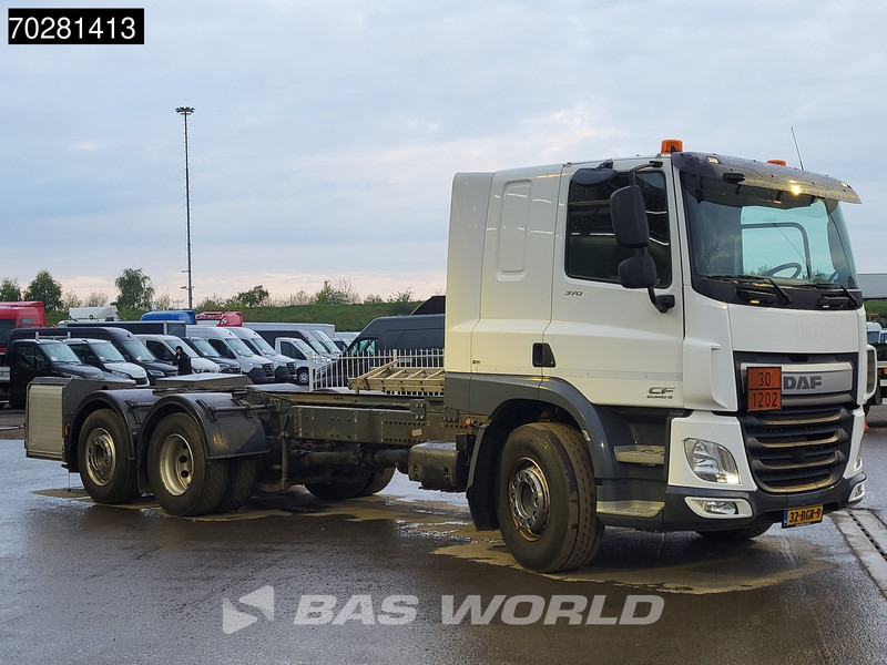 DAF CF 370 6X2 Chassis Lift+steering Axle Automatic ACC Euro 6 - Châssis cabine: photos 3 DAF CF 370 6X2 Chassis Lift+steering Axle Automatic ACC Euro 6 - Châssis cabine: photos 3