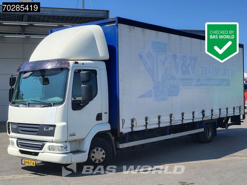 DAF LF45.220 LF 4X2 12tons NL-Truck 1500kg Ladebordwand Automatic EEV - Camion à rideaux coulissants: photos 1 DAF LF45.220 LF 4X2 12tons NL-Truck 1500kg Ladebordwand Automatic EEV - Camion à rideaux coulissants: photos 1