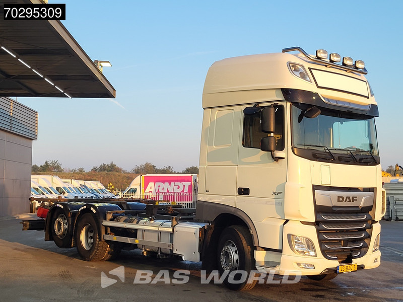 DAF XF 450 XF 6X2 NL-Truck Retarder 2xTanks Lift-axle Standairco ACC Euro 6 - Camion porte-conteneur/ Caisse mobile: photos 3 DAF XF 450 XF 6X2 NL-Truck Retarder 2xTanks Lift-axle Standairco ACC Euro 6 - Camion porte-conteneur/ Caisse mobile: photos 3