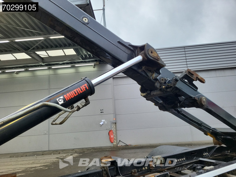 DAF XG 530 6X2 HIAB Multilift ULT21S61-WMITF Lift + Steering Axle Retarder Automatic Euro 6 - Camion ampliroll: photos 3 DAF XG 530 6X2 HIAB Multilift ULT21S61-WMITF Lift + Steering Axle Retarder Automatic Euro 6 - Camion ampliroll: photos 3