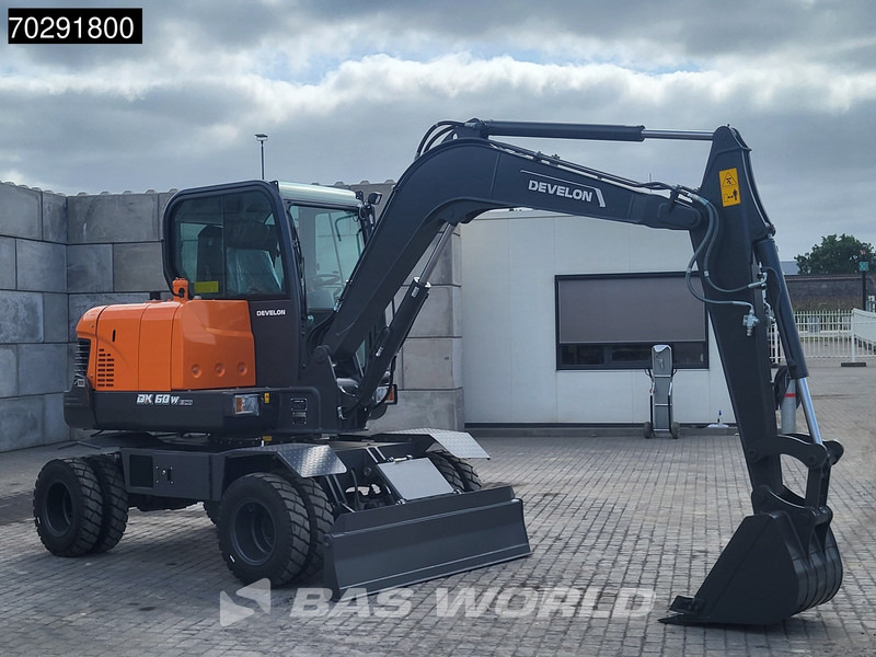 Develon DX60 WN ECO-1 A/C - Pelle sur pneus: photos 5 Develon DX60 WN ECO-1 A/C - Pelle sur pneus: photos 5
