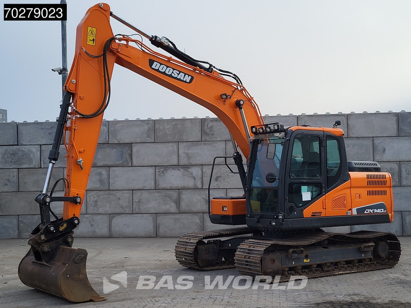 Doosan DX140 LC-5 - Pelle sur chenille: photos 2 Doosan DX140 LC-5 - Pelle sur chenille: photos 2