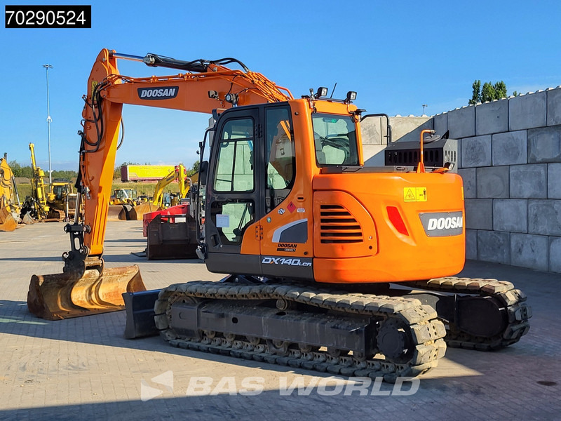 Doosan DX140 LCR-5 BLADE - 3 BUCKETS - Pelle sur chenille: photos 2 Doosan DX140 LCR-5 BLADE - 3 BUCKETS - Pelle sur chenille: photos 2