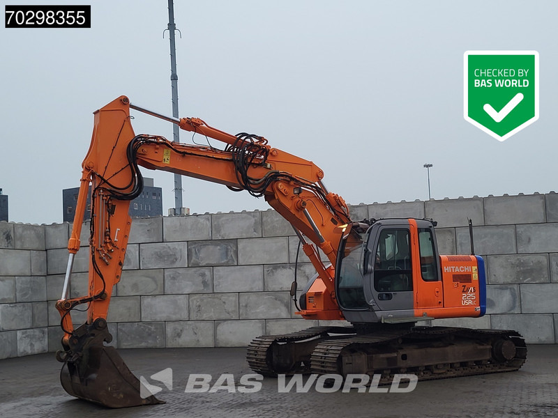 Hitachi ZX225 USR - Pelle sur chenille: photos 1 Hitachi ZX225 USR - Pelle sur chenille: photos 1