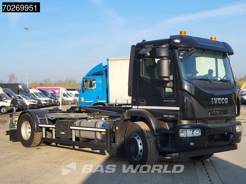 Iveco Eurocargo 180E320 4X2 NEW! 14tons Hiab Multilift ULT14S51 ACC Euro 6 - Camion ampliroll: photos 5 Iveco Eurocargo 180E320 4X2 NEW! 14tons Hiab Multilift ULT14S51 ACC Euro 6 - Camion ampliroll: photos 5