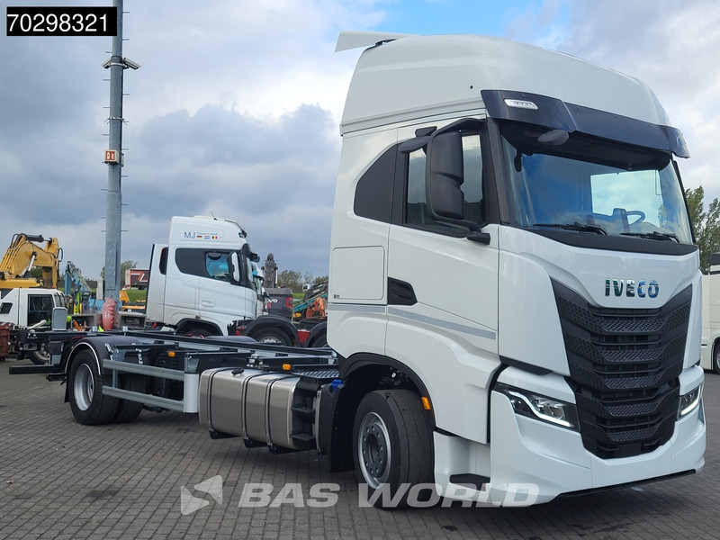 Iveco S-Way 460 4X2 NEW! BDF Navi ACC LED Automatic Euro 6 - Camion porte-conteneur/ Caisse mobile: photos 3 Iveco S-Way 460 4X2 NEW! BDF Navi ACC LED Automatic Euro 6 - Camion porte-conteneur/ Caisse mobile: photos 3