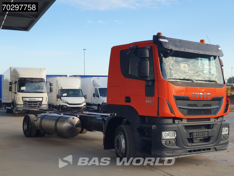 Iveco Stralis 330 4X2 - Châssis cabine: photos 3 Iveco Stralis 330 4X2 - Châssis cabine: photos 3