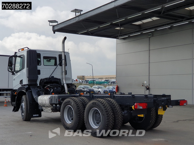 Iveco X-Way 460 6X4 New! Retarder steelsuspension Big-Axle Automatic Navi Euro 6 - Châssis cabine: photos 2 Iveco X-Way 460 6X4 New! Retarder steelsuspension Big-Axle Automatic Navi Euro 6 - Châssis cabine: photos 2