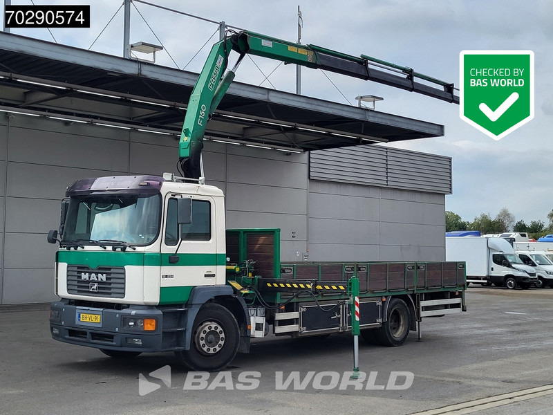 MAN 18.224 18 M 4X2 NL-Truck APK Fassi F150A.24 Kran Crane Manual Euro 2 - Camion plateau, Camion grue: photos 1 MAN 18.224 18 M 4X2 NL-Truck APK Fassi F150A.24 Kran Crane Manual Euro 2 - Camion plateau, Camion grue: photos 1