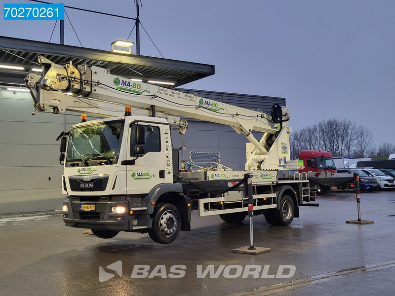 MAN TGM 18.250 4X2 44mtrs Böcker AK44/4000 Hubarbeitsbühne Manual Euro 6 - Camion grue: photos 2 MAN TGM 18.250 4X2 44mtrs Böcker AK44/4000 Hubarbeitsbühne Manual Euro 6 - Camion grue: photos 2