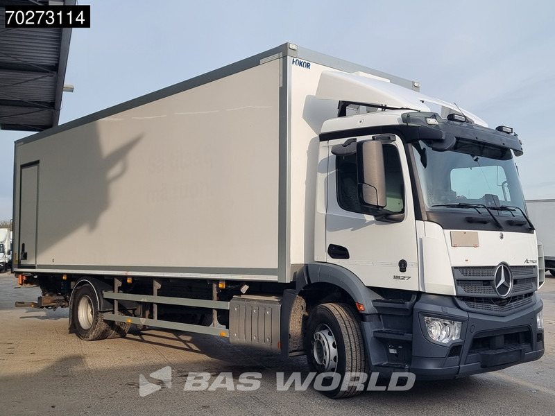 Mercedes-Benz Actros 1827 4X2 2000kg Ladebordwand Xenon ClassicSpace Automatic Euro 6 - Camion fourgon: photos 3 Mercedes-Benz Actros 1827 4X2 2000kg Ladebordwand Xenon ClassicSpace Automatic Euro 6 - Camion fourgon: photos 3