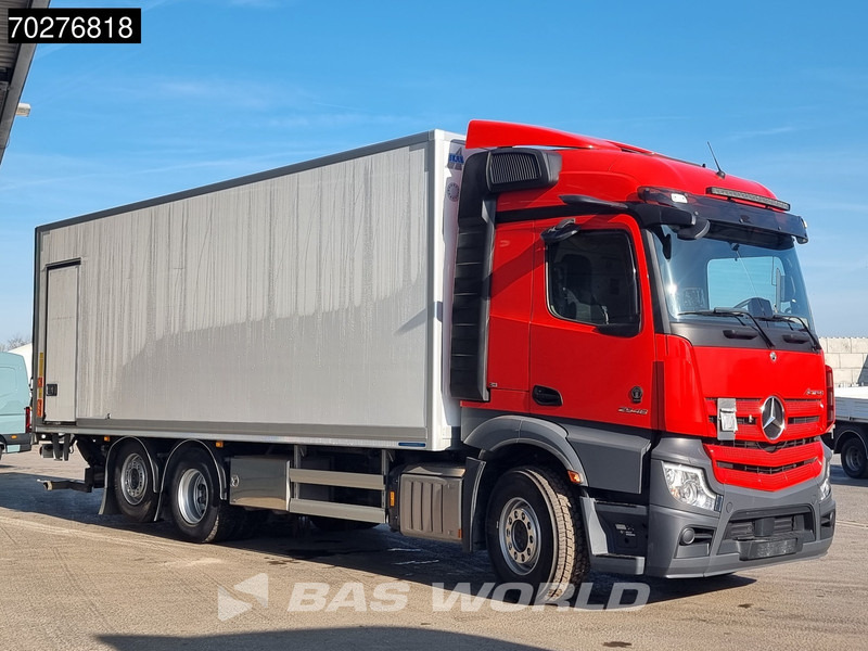 Mercedes-Benz Actros 2548 6X2 107.570 Kms! Full Air Mirror Cams Retarder Euro 6 Xenon - Camion fourgon: photos 3 Mercedes-Benz Actros 2548 6X2 107.570 Kms! Full Air Mirror Cams Retarder Euro 6 Xenon - Camion fourgon: photos 3