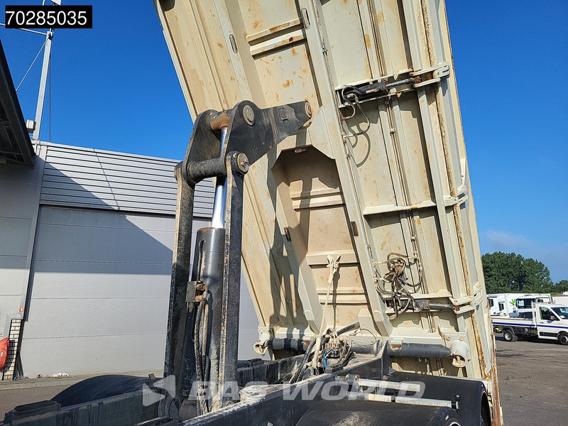 Mercedes-Benz Arocs 3240 8X4 12m3 2-side Tipper Steel Suspension Automatic Big-Axle Euro 6 - Camion benne: photos 3 Mercedes-Benz Arocs 3240 8X4 12m3 2-side Tipper Steel Suspension Automatic Big-Axle Euro 6 - Camion benne: photos 3