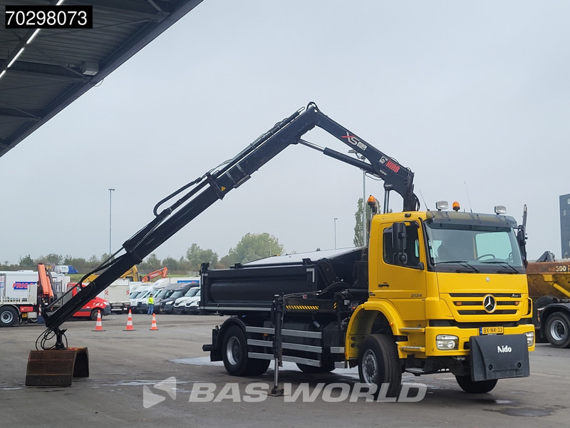 Camion benne, Camion grue Mercedes-Benz Axor 2124 Axor 4X4 8m3 Tipper HIAB 122 B-2 HIDUO Crane Steel suspension Automatic Big-Axle Euro 5: photos 12
