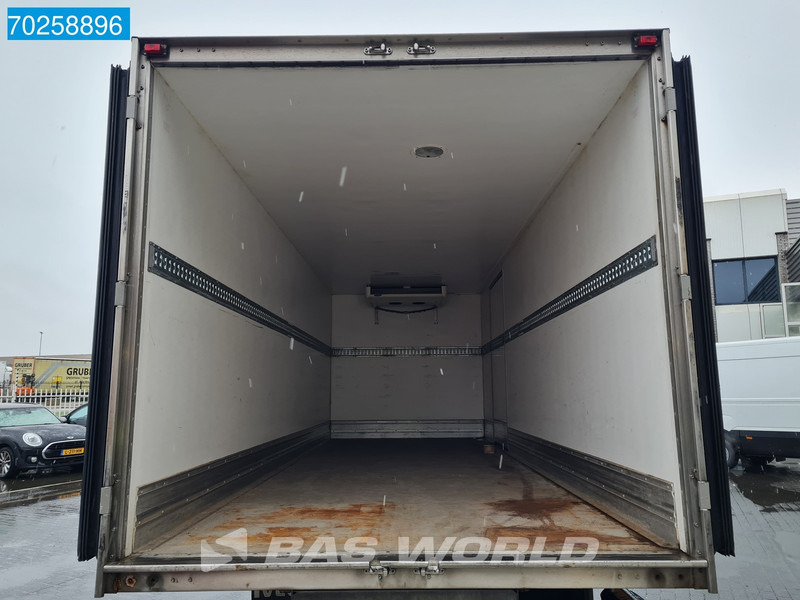 Renault D 180 4X2 7.5tonner Carrier Cooler Lamberet Manual Euro 6 - Camion frigorifique: photos 5 Renault D 180 4X2 7.5tonner Carrier Cooler Lamberet Manual Euro 6 - Camion frigorifique: photos 5