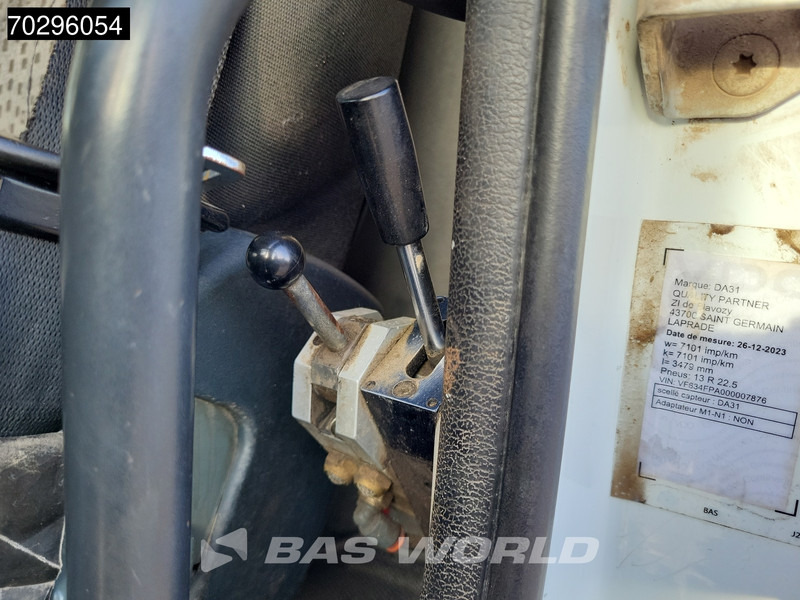 Crédit-bail de Renault Kerax 460 8X4 Steel Tipper Retarder Big-Axle Steelsuspension Euro 5 Renault Kerax 460 8X4 Steel Tipper Retarder Big-Axle Steelsuspension Euro 5: photos 20