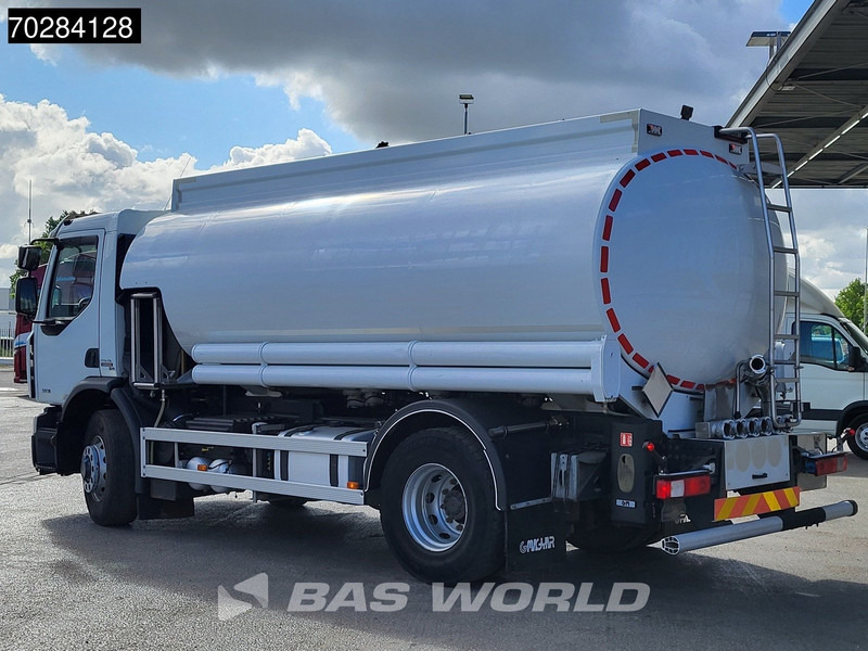 Renault Premium 380 4X4 14.000 Liter Fuel tanker 6 compartments ADR Hydrodrive Euro 5 - Camion citerne: photos 2 Renault Premium 380 4X4 14.000 Liter Fuel tanker 6 compartments ADR Hydrodrive Euro 5 - Camion citerne: photos 2