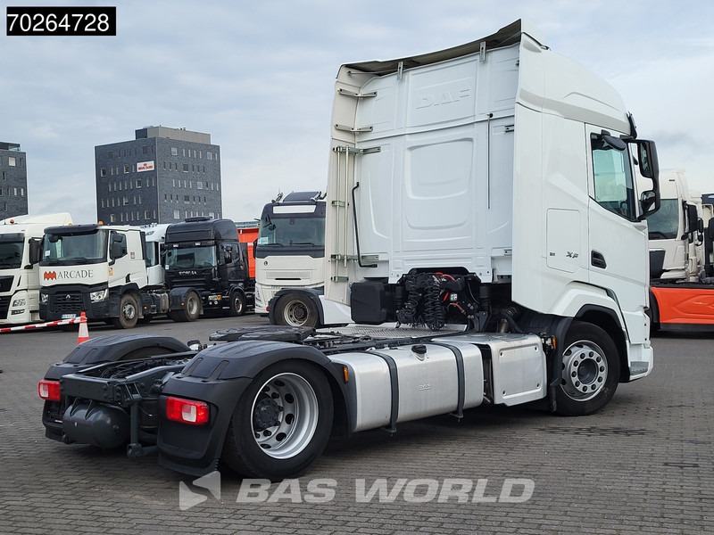 DAF XF 480 4X2 Mega 2xTanks ACC LED Euro 6 - Tracteur routier: photos 5 DAF XF 480 4X2 Mega 2xTanks ACC LED Euro 6 - Tracteur routier: photos 5