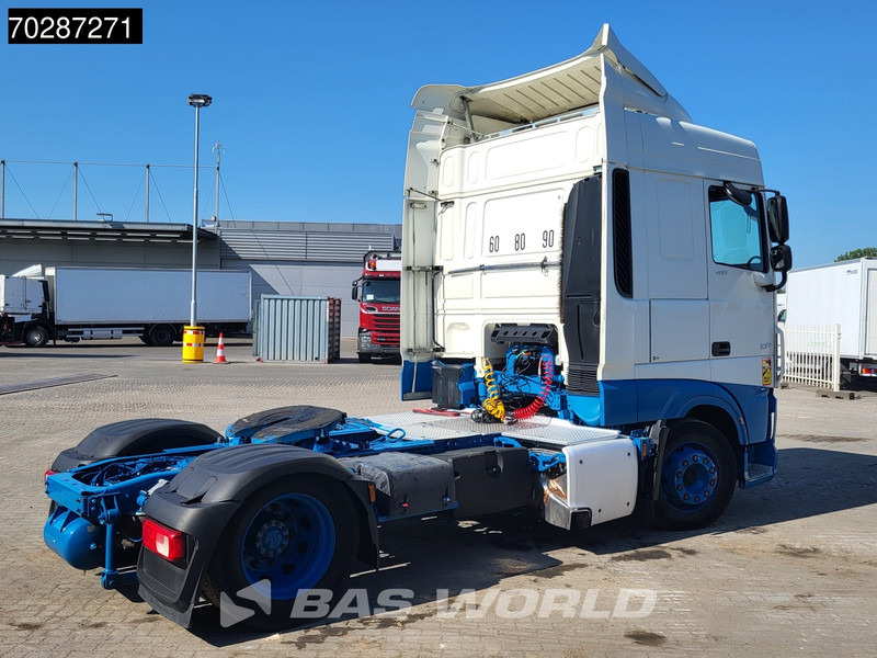 DAF XF 480 4X2 Mega Standklima ACC Euro 6 - Tracteur routier: photos 5 DAF XF 480 4X2 Mega Standklima ACC Euro 6 - Tracteur routier: photos 5