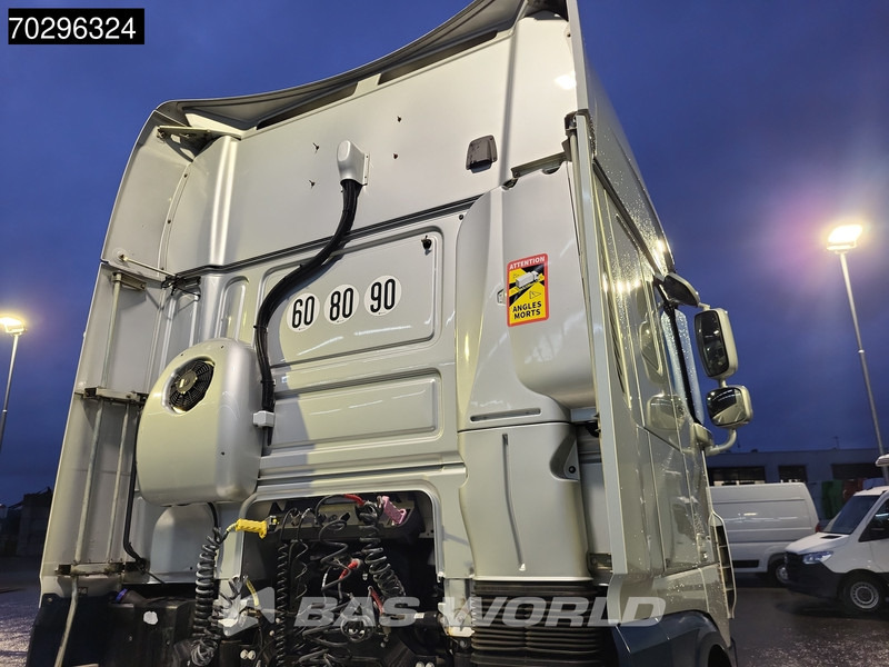 DAF XF 480 XF 4X2 SSC 2xTanks ACC Led Standklima Euro 6 - Tracteur routier: photos 5 DAF XF 480 XF 4X2 SSC 2xTanks ACC Led Standklima Euro 6 - Tracteur routier: photos 5