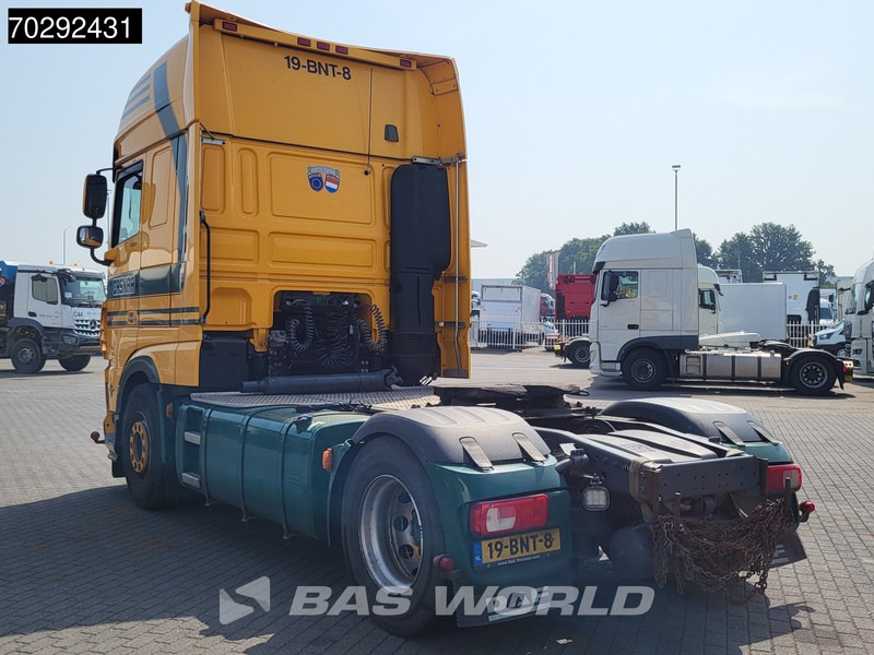 DAF XF 530 4X2 BROKEN ENGINE! NL-Truck Retarder Standairco 2xTanks ACC Euro 6 - Tracteur routier: photos 2 DAF XF 530 4X2 BROKEN ENGINE! NL-Truck Retarder Standairco 2xTanks ACC Euro 6 - Tracteur routier: photos 2