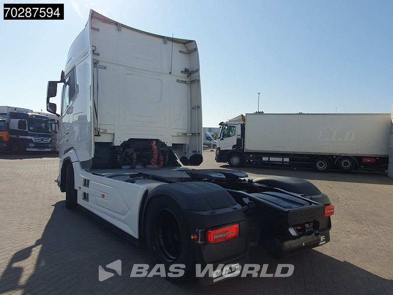 DAF XG+ 530 4X2 Retarder 2x Tanks Leder Standklima ACC LED - Tracteur routier: photos 2 DAF XG+ 530 4X2 Retarder 2x Tanks Leder Standklima ACC LED - Tracteur routier: photos 2