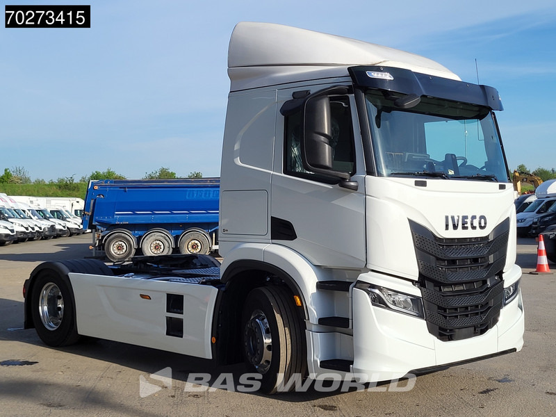 Iveco S-Way 340 4X2 NEW! ActiveTime ADR Alcoa's ACC LED - Tracteur routier: photos 3 Iveco S-Way 340 4X2 NEW! ActiveTime ADR Alcoa's ACC LED - Tracteur routier: photos 3