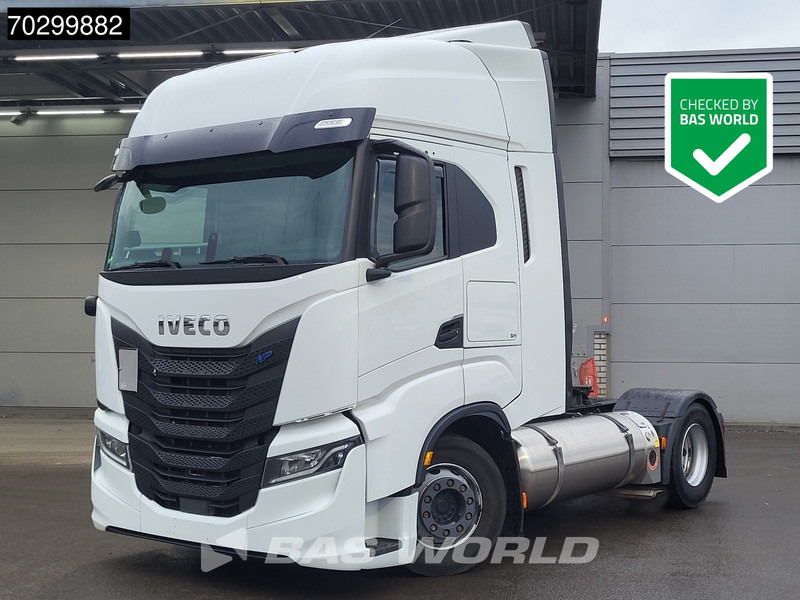 Iveco S-Way 460 4X2 LNG! Retarder 2x Tanks Standklima - Tracteur routier: photos 1 Iveco S-Way 460 4X2 LNG! Retarder 2x Tanks Standklima - Tracteur routier: photos 1