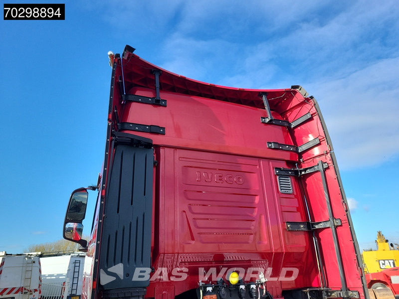 Iveco S-Way 570 4X2 Full-Air Retarder Standairco 2xTanks Navi ACC LED Euro 6 - Tracteur routier: photos 5 Iveco S-Way 570 4X2 Full-Air Retarder Standairco 2xTanks Navi ACC LED Euro 6 - Tracteur routier: photos 5