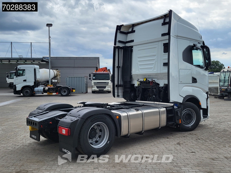 Iveco S-Way 580 4X2 2x Tanks ACC Standklima - Tracteur routier: photos 5 Iveco S-Way 580 4X2 2x Tanks ACC Standklima - Tracteur routier: photos 5
