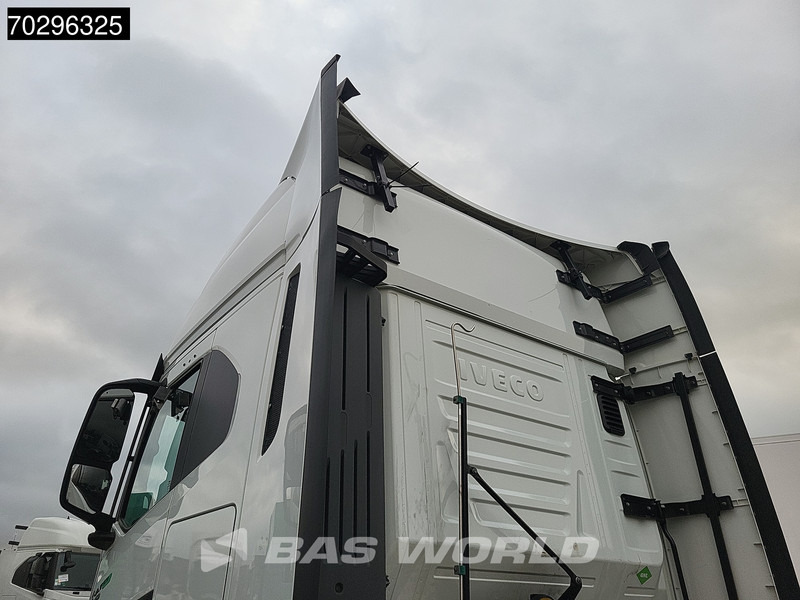 Iveco S-Way S-Way 4X2 LNG! Retarder 2X Tanks - Tracteur routier: photos 5 Iveco S-Way S-Way 4X2 LNG! Retarder 2X Tanks - Tracteur routier: photos 5