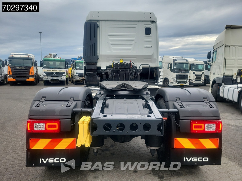 Iveco X-Way 500 4X2 NEW! Retarder Big-Axle Standklima MirrorCam Navi LED ACC Euro 6 - Tracteur routier: photos 3 Iveco X-Way 500 4X2 NEW! Retarder Big-Axle Standklima MirrorCam Navi LED ACC Euro 6 - Tracteur routier: photos 3