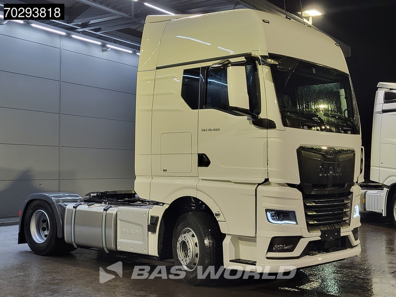 MAN TGX 18.480 4X2 NEW! GX Standklima LED 2x Tanks ACC Euro 6 - Tracteur routier: photos 3 MAN TGX 18.480 4X2 NEW! GX Standklima LED 2x Tanks ACC Euro 6 - Tracteur routier: photos 3