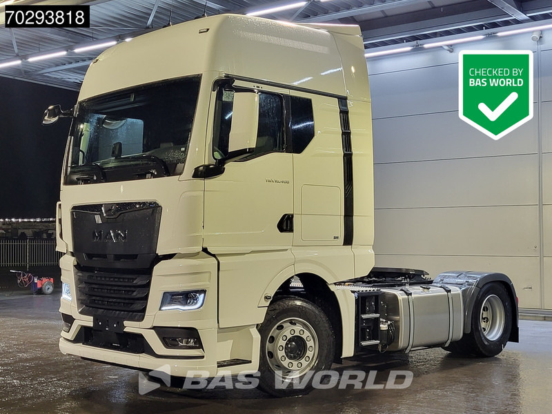 MAN TGX 18.480 4X2 NEW! GX Standklima LED 2x Tanks ACC Euro 6 - Tracteur routier: photos 1 MAN TGX 18.480 4X2 NEW! GX Standklima LED 2x Tanks ACC Euro 6 - Tracteur routier: photos 1