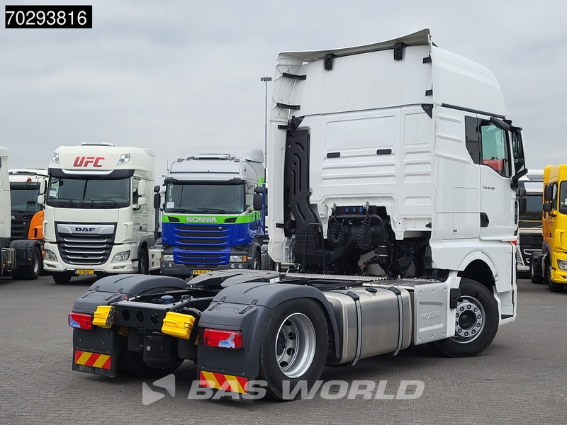 MAN TGX 18.480 4X2 NEW! GX Standklima LED 2xTanks ACC Euro 6 - Tracteur routier: photos 5 MAN TGX 18.480 4X2 NEW! GX Standklima LED 2xTanks ACC Euro 6 - Tracteur routier: photos 5