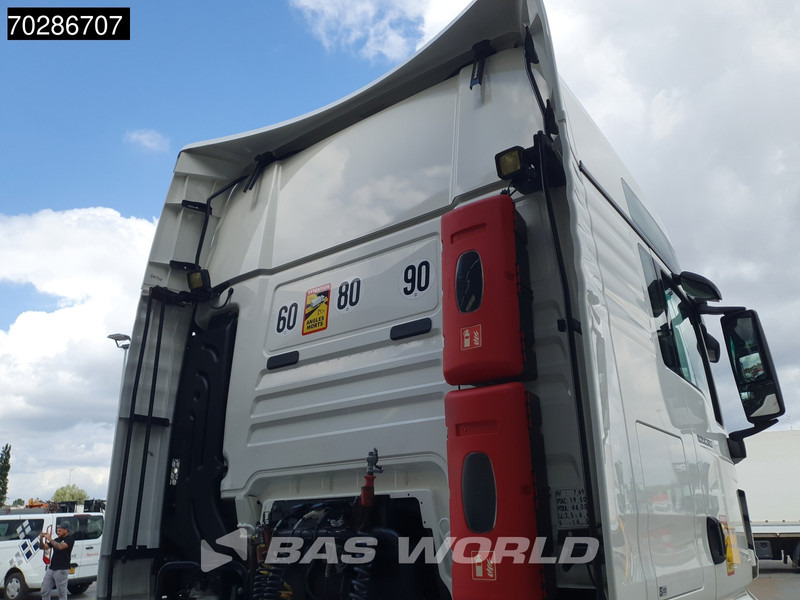 MAN TGX 18.510 TGX 4X2 XXL Retarder 2x Tanks Euro 6 - Tracteur routier: photos 5 MAN TGX 18.510 TGX 4X2 XXL Retarder 2x Tanks Euro 6 - Tracteur routier: photos 5