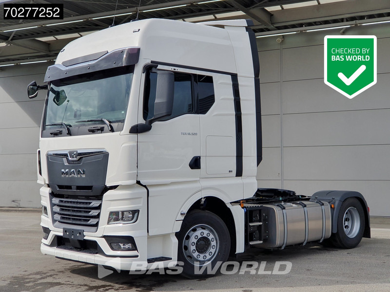 MAN TGX 18.520 4X2 NEW! GX Retarder 2x Tanks Standklima ACC - Tracteur routier: photos 1 MAN TGX 18.520 4X2 NEW! GX Retarder 2x Tanks Standklima ACC - Tracteur routier: photos 1