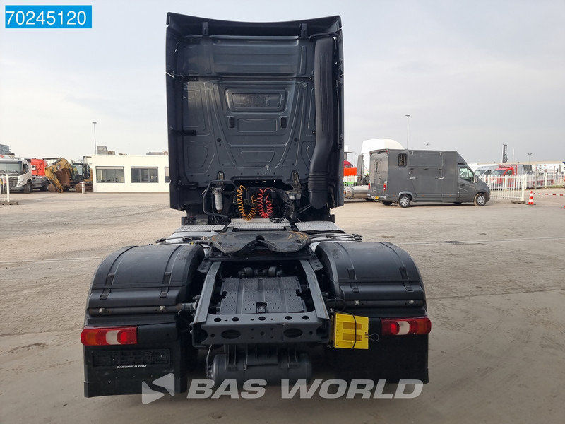 Mercedes-Benz Actros 1845 4X2 2x Tanks Euro 6 - Tracteur routier: photos 3 Mercedes-Benz Actros 1845 4X2 2x Tanks Euro 6 - Tracteur routier: photos 3