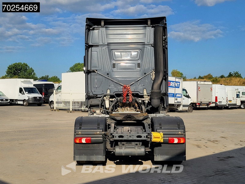 Mercedes-Benz Actros 1845 4X2 StreamSpace 2x Tanks - Tracteur routier: photos 3 Mercedes-Benz Actros 1845 4X2 StreamSpace 2x Tanks - Tracteur routier: photos 3