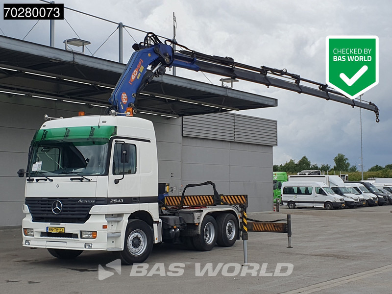 Mercedes-Benz Actros 2543 Actros 6X2 NL-Truck Liftachse 3-Pedals Kran 9x Extensions PM 40 SP 2010 + Winch Euro 3 - Tracteur routier: photos 5 Mercedes-Benz Actros 2543 Actros 6X2 NL-Truck Liftachse 3-Pedals Kran 9x Extensions PM 40 SP 2010 + Winch Euro 3 - Tracteur routier: photos 5